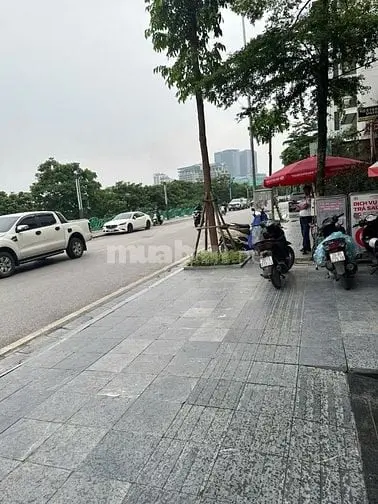 Cho Thuê Mặt Bằng Số 44 Xuân Diệu, Phường Tây Hồ. Diện Tích 260M2/Sàn