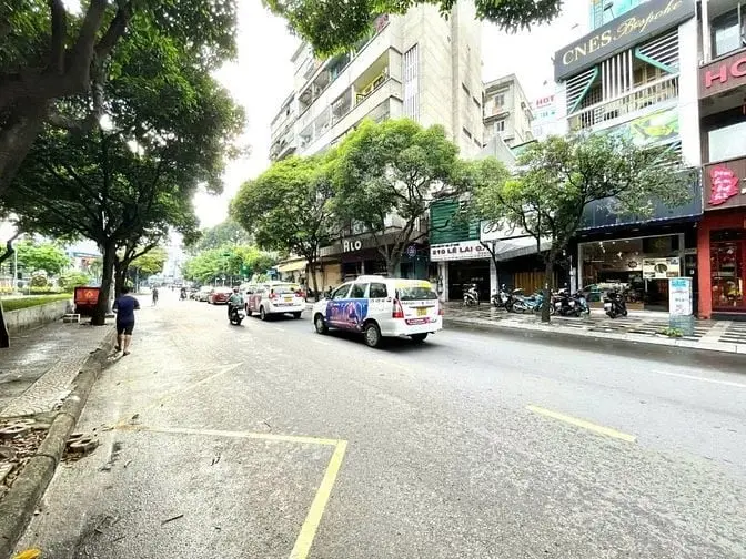 Bán Gấp Nhà Góc 2 Mt Trần Hưng Đạo Dt 8,5 X 22M Giá Bán 65 Tỷ Tl