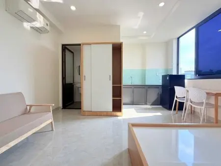 Bóc Team Nhà Mới Ngay Lotte Nguyễn Văn Lượng Phòng Cửa Sổ Thoáng