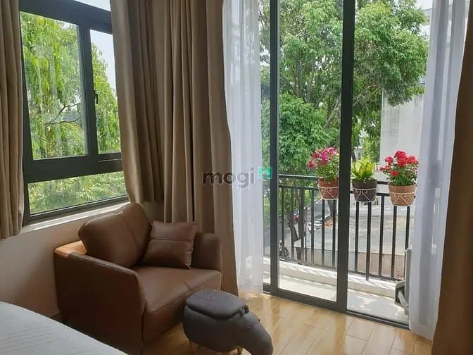Căn Hộ Studio Ban Công Sát Bờ Kè Trường Sa