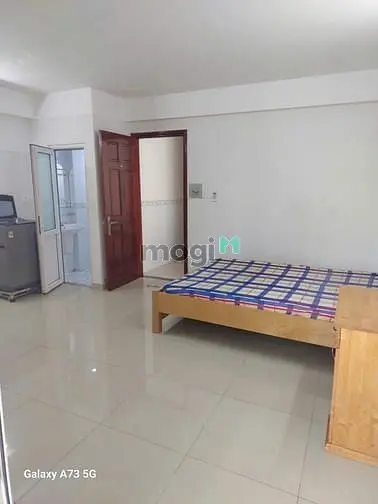 Căn Hộ Mini 35M2, Ban Công, 1 Pn Riêng, Thang Máy, Gần Tạ Hiện Q2