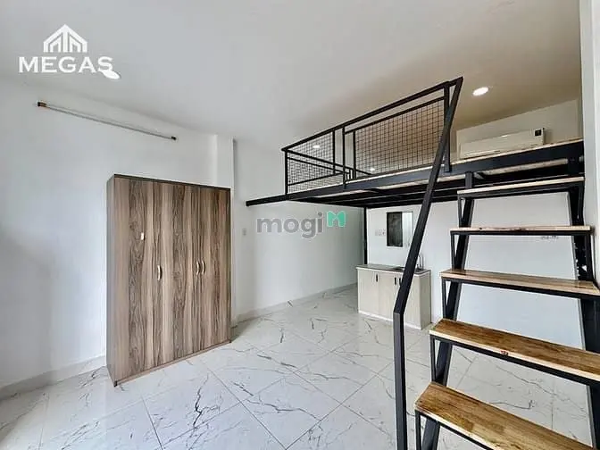 Duplex Ban Công - Full Nội Thất - Ngay Đại Học Nguyễn Tất Thành.