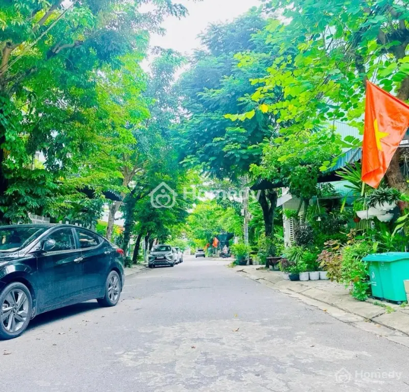 Mặt Tiền Kinh Doanh Khuê Trung, Đường Nguyễn Quý Đức