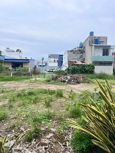 Đất 1/ Tô Ngọc Vân. Dt: 4 X 20M2. Giá: (3.3) Tỷ