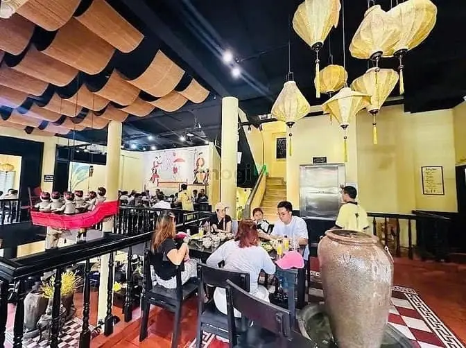Cho Thuê Nhà Góc 2Mt Hoàng Diệu, Lê Quốc Hưng Phường 13, Quận 4