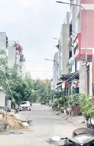 Dt Đất 60M2 Xây 1 Trệt 1 Lửng 2 Phòng Ngủ, 2 Wc. Đường 8M