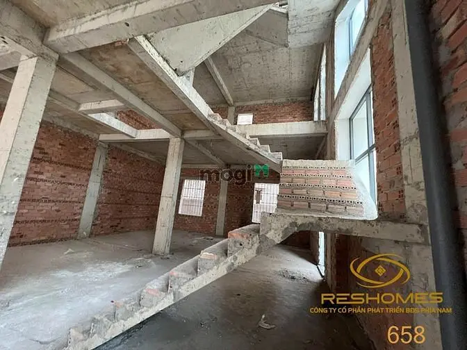 Bán Biệt Thự Thô 1 Trệt 2 Lầu 200M2 Khu Dân Cư Bửu Long 3 Giá 9.5 Tỷ