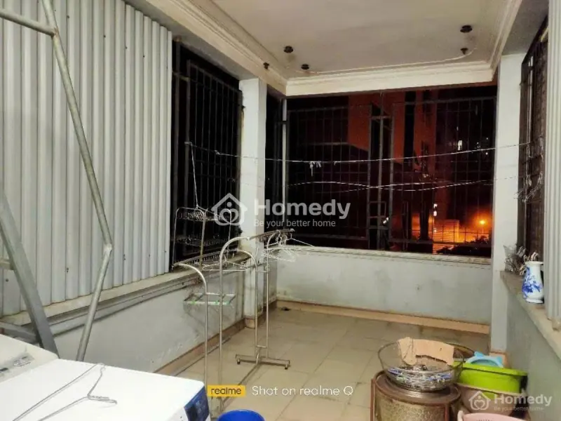 Nhà Lô Góc Nguyễn Chí Thanh 5 Tầng 50M 22 Tỷ