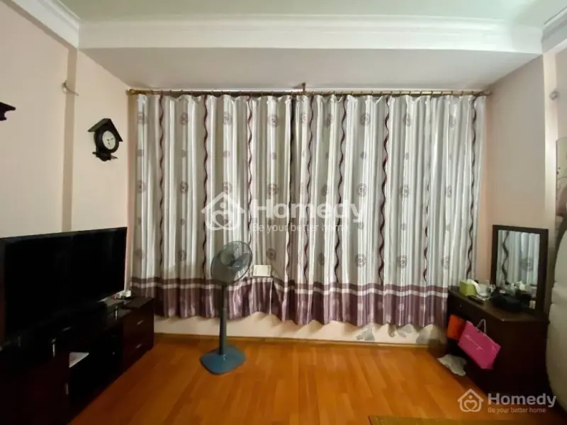 Lô Góc - Kinh Doanh - Vỉa Hè , Đường Nguyễn Đức Cảnh