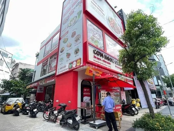 Nhà 3 Mặt Tiền Đường Nguyễn Văn Trỗi P8 Quận Phú Nhuận,6.6X16 48 Tỉ