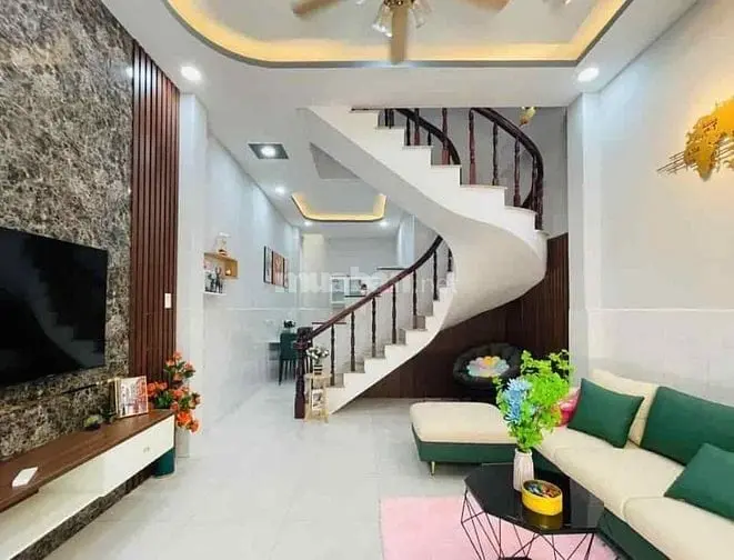 Nhà Nở Hậu Nhẹ Dt 28.5M2 Phan Văn Hân P17 Q.bình Thạnh Giá 3Ty5