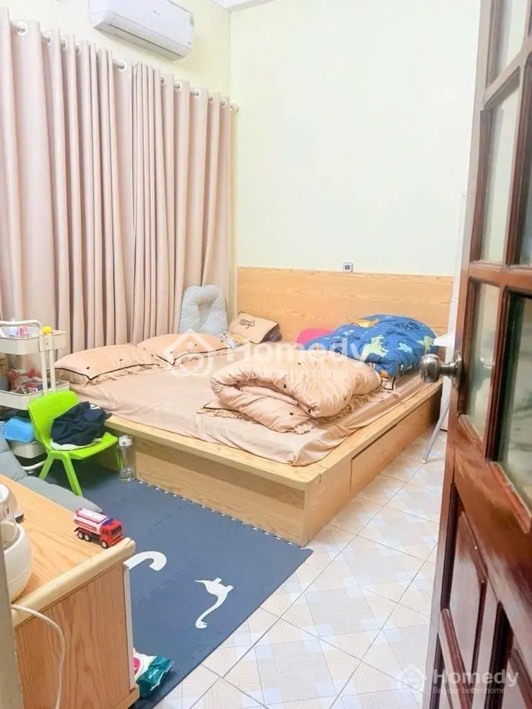 Nhà Riêng Trong Ngõ Đường Giải Phóng Dt 40M Xây Chắc Chắn