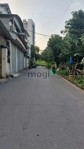Bán Đất Phố Đức Giang 70M2, Giá H.iếm 6.7Tỷ, Ô Tô 7 Chỗ Đỗ Cổng, Thông