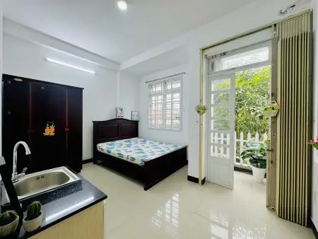 Cho Thuê Phòng Trọ Ban Công Thoáng Mát Gần Đại Học Văn Lang Cs2