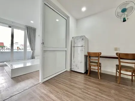 1 Phòng Ngủ Tách Bếp - Ban Công - Rộng 40M2 Chỉ 7Trx Trong Khu Đô Thị An Khánh An Phú