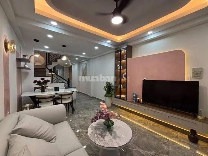 💥Bán Căn Nhà Với Thiết Kế Phong Cách Ấm Áp An Nhiên