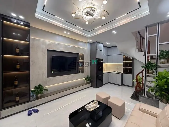 ***1 Nhà Ra Phố -#Trương Định, #Hoàng Mai-5 Tầng- Chỉ 6Tỷ***