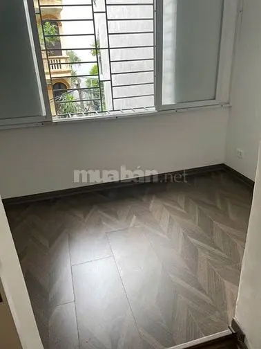 Bán Căn Hộ Tập Thể Tôn Thất Tùng