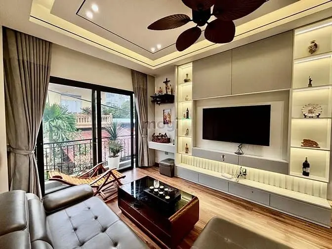 Nhà Dân Xây Phố Lý Sơn Ngọc Thụy 50M², Ô Tô 7 Chỗ, 3 Bước Mặt Phố