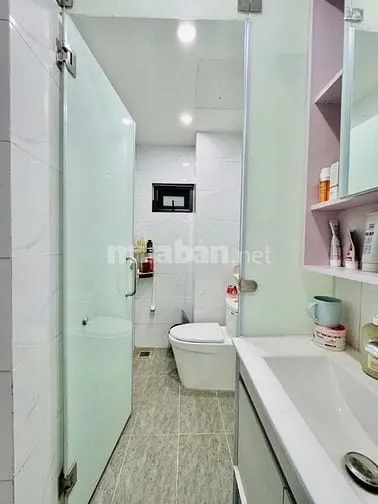 Cần Bán Nhà Ngõ 180 Nguyễn Lương Bằng – 26M², 6 Tầng, Nhà Mới Xây Đẹp