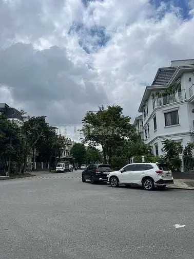Cho Thuê Biệt Thự Phố Liền Kề , Kdc Lake View City , P An Phú , Quận 2