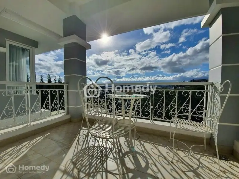 Cần Bán Căn Villa Sân Vườn View Siêu Đẹp Tại Hoàng Hoa Thám, P. Xuân Hương, Đà Lạt 1400M2