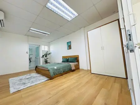 Cho Thuê Trọ Giá Rẻ Q10 - 1Pn Tách Bếp - Ban Công - Siêu Rộng - Gần Đh Kinh Tế Ueh