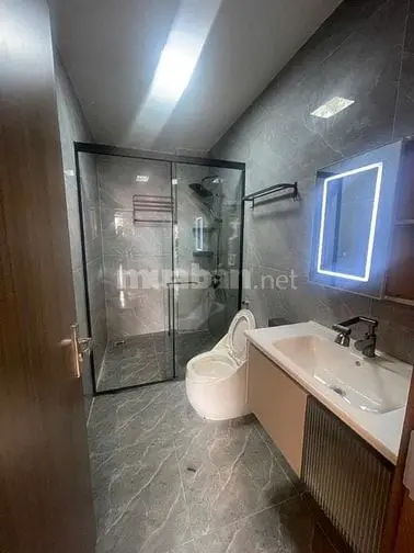 Nhà Mới Koong Lõi Bồ Đề 45M, 6T, Mt 5M, Thông, Gara, Thang Máy, Nở Hậu