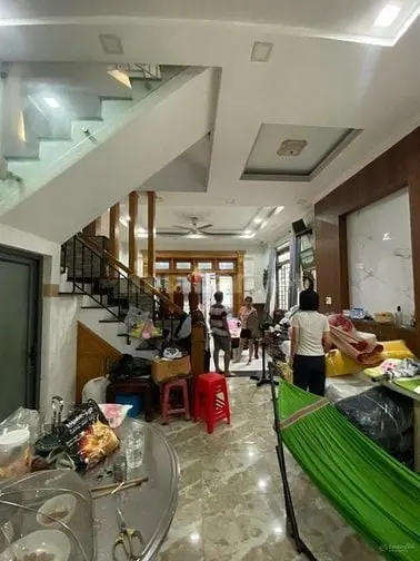 Nhà Góc 2 Mặt Tiền Hẻm, Dt: 5.5M X 17M. Vuông Đẹp. Cn: 95M². 2 Lầu St