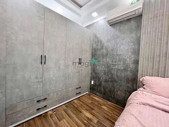 Căn Hộ Sang Xịn Mịn Gần Vòng Xoay Dân Chủ