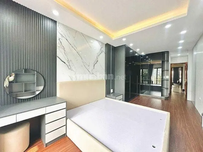 Nhà Đẹp Thang Máy, Ngõ Thông, Giá Rẻ, Trung Tâm Quận Hai Bà Trưng