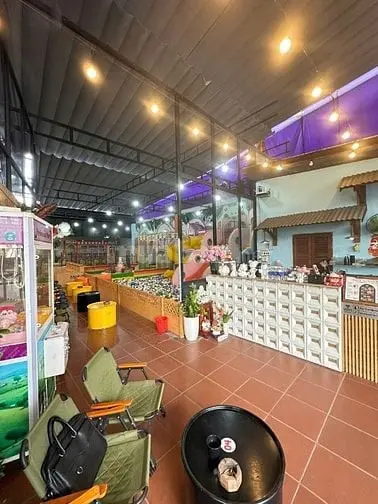 Sang Quán Cà Phê Kết Hợp Khu Vui Chơi Tô Ngọc Vân, Q.12