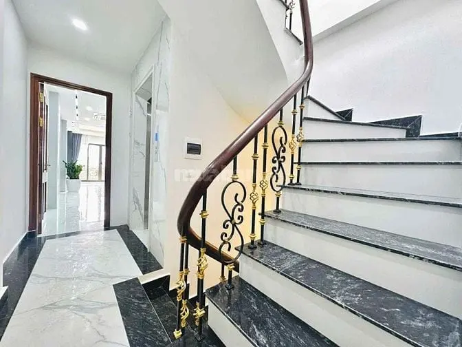 Nhà Đẹp Thang Máy, Ngõ Thông, Giá Rẻ, Trung Tâm Quận Hai Bà Trưng