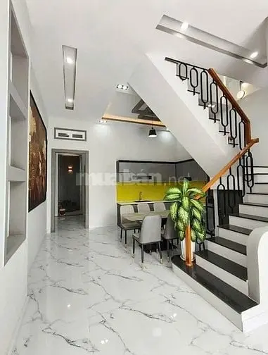 Nhà Gần Siêu Thị Eon Bình Tân, Đang Cho Thuê 12Tr/Tháng Có Shr 4X16M
