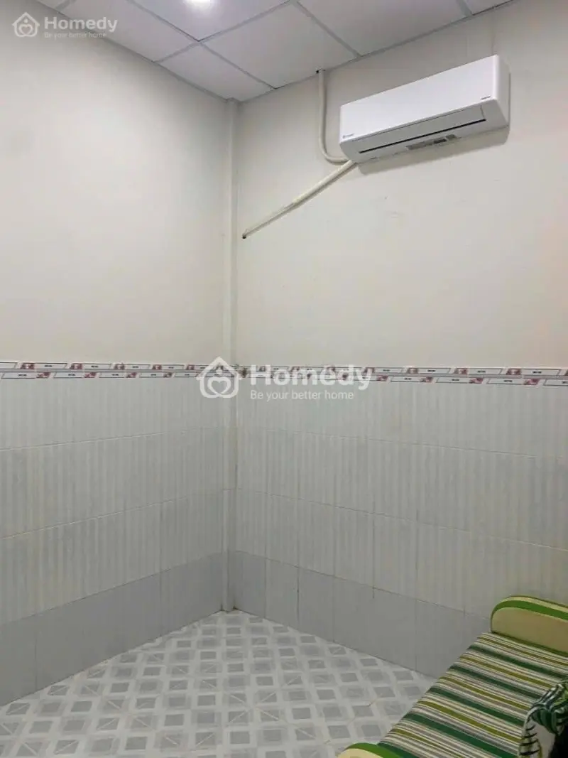 950Tr Hàng Chuẩn Sổ Hồng Riêng Ngay Bà Điểm Cần Bán Gấp Căn Nhà 70M2