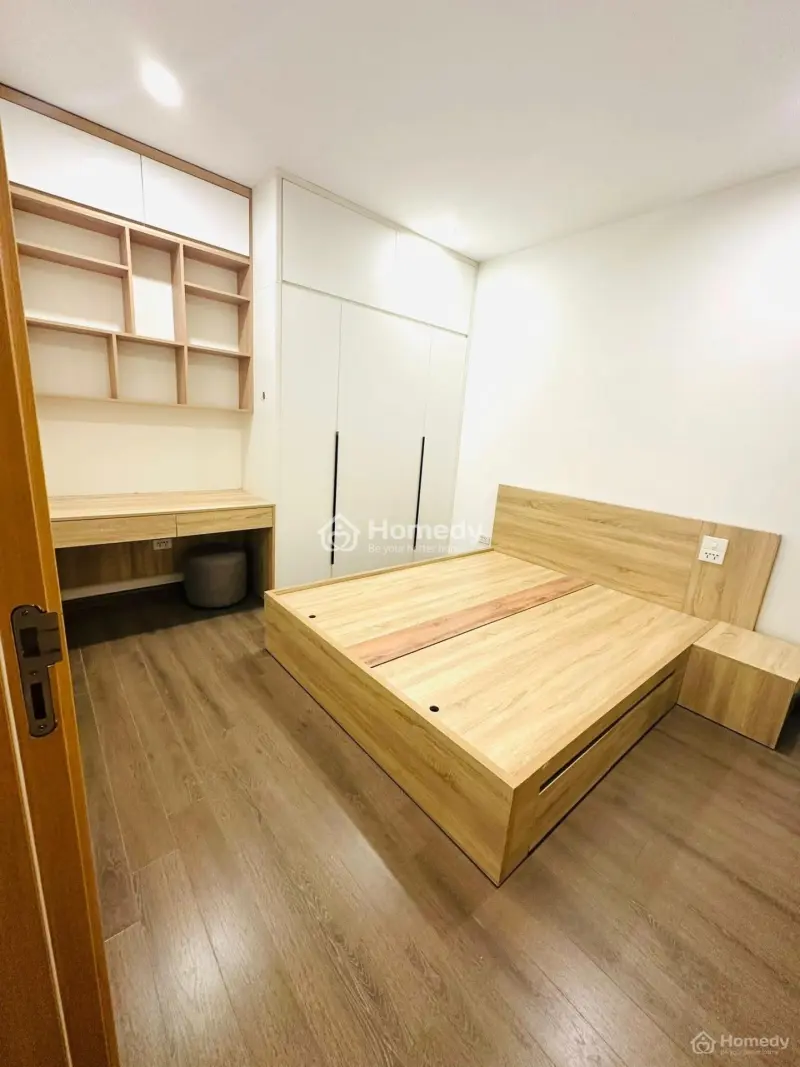 Cầm Bán Gấp Siêu Phẩm Chung Cư Cầu Giấy 97M2, Full Nội Thất, Giá Tốt