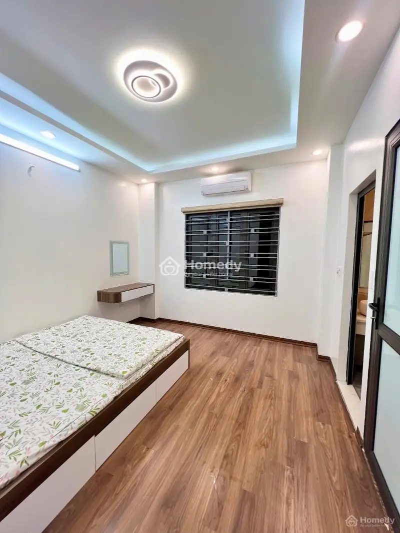 Nhà Đẹp Phố Trần Thái Tông - Trung Tâm Cầu Giấy - Ngõ Thông Thoáng Sạch Sẽ - Nhà Đủ Đồ, Ở Ngay