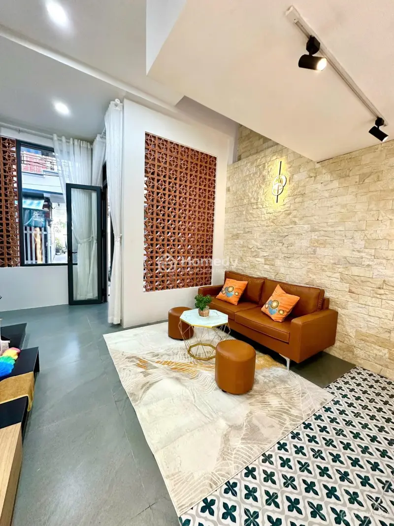 Nhà Đẹp Ngay Trung Tâm Nha Trang Ra Biển Phù Hợp Kinh Doanh Cho Thuê Nhà Ở Làm Việc Chính