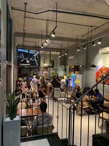Sang Quán Cafe 2Mt Ngay Ngã Tư, Gần Đh Văn Lang, Bình Thạnh
