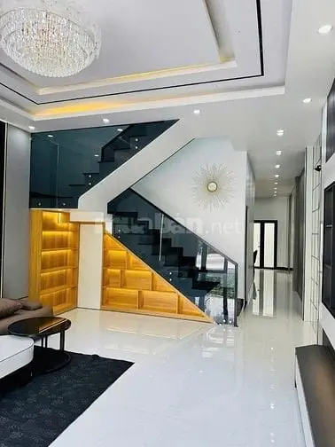 Ocb Thanh Lý Căn Nhà Cấp 4 Gác Lửng , Shr , Giá Tốt .