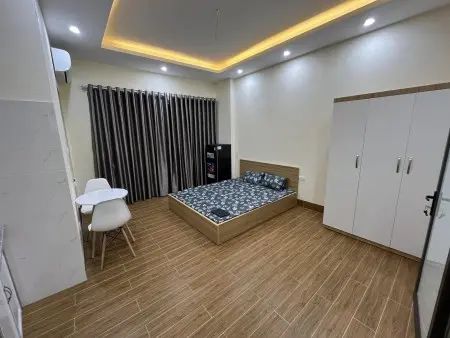 Cho Thuê Trọ 30M2 Tách Bếp Full Đồ Hẻm Xe Hơi Ban Công Rộng