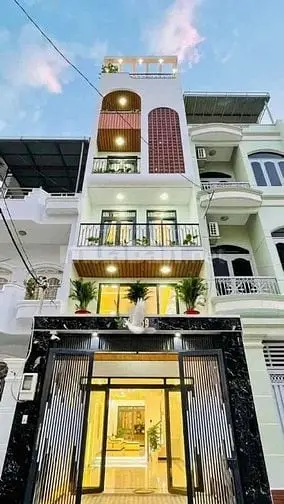 Bán Nhà Q3 Giá Chào 2Tyx, Hẻm Oto 6M Có Shr Sang Tên, 60M2 Lh Ngay