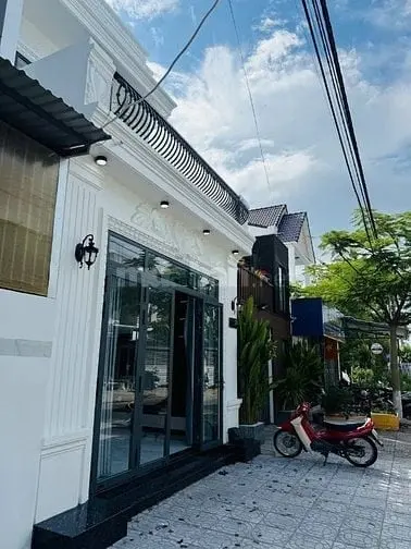 Ocb Thanh Lý Căn Nhà Cấp 4 Gác Lửng , Shr , Giá Tốt .