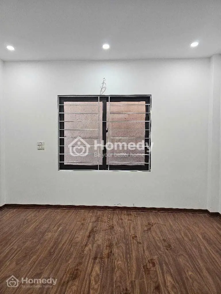 Bán Nhà Mới 5 Tầng – Dt 40M² – Chỉ 5.5 Tỷ Tại Yên Phú Liên Ninh