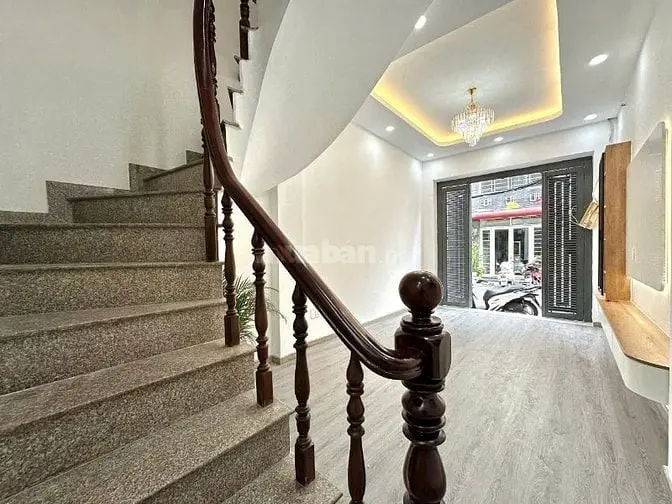 Xe Hơi Chạy Vào Thoải Mái, Đ Phan Tây Hồ, 3 Tỷ 680 68M2, Shr, Còn Tl.