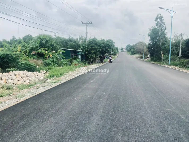 Bán Nhà Đường Lý Nam Đế, Tân Phước, Lagi Giá Ngộp 1.4 Tỷ Full Thổ Cư