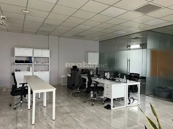 Cho Thuê Toàn Nhà Văn Phòng Góc 2 Mặt Tiền Khu Him Lam Q7