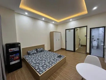 Cho Thuê Trọ 30M2 Tách Bếp Full Đồ Hẻm Xe Hơi Ban Công Rộng