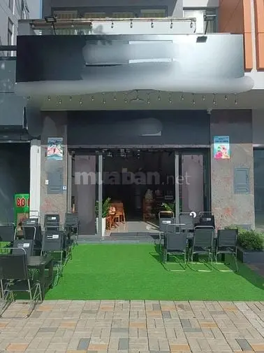 Sang Nhượng Quán Cafe Tại Bình Chánh.