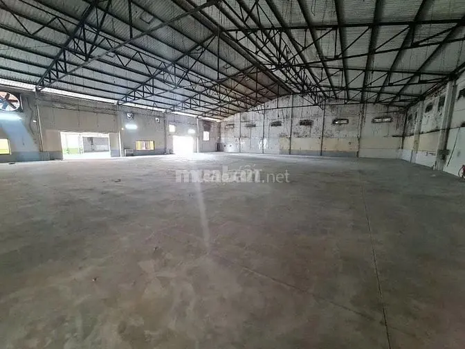 Cho Thuê Kho Xưởng 1.850M² Mặt Tiền Tỉnh Lộ 10, Bình Tân, Giá 160Tr/Th